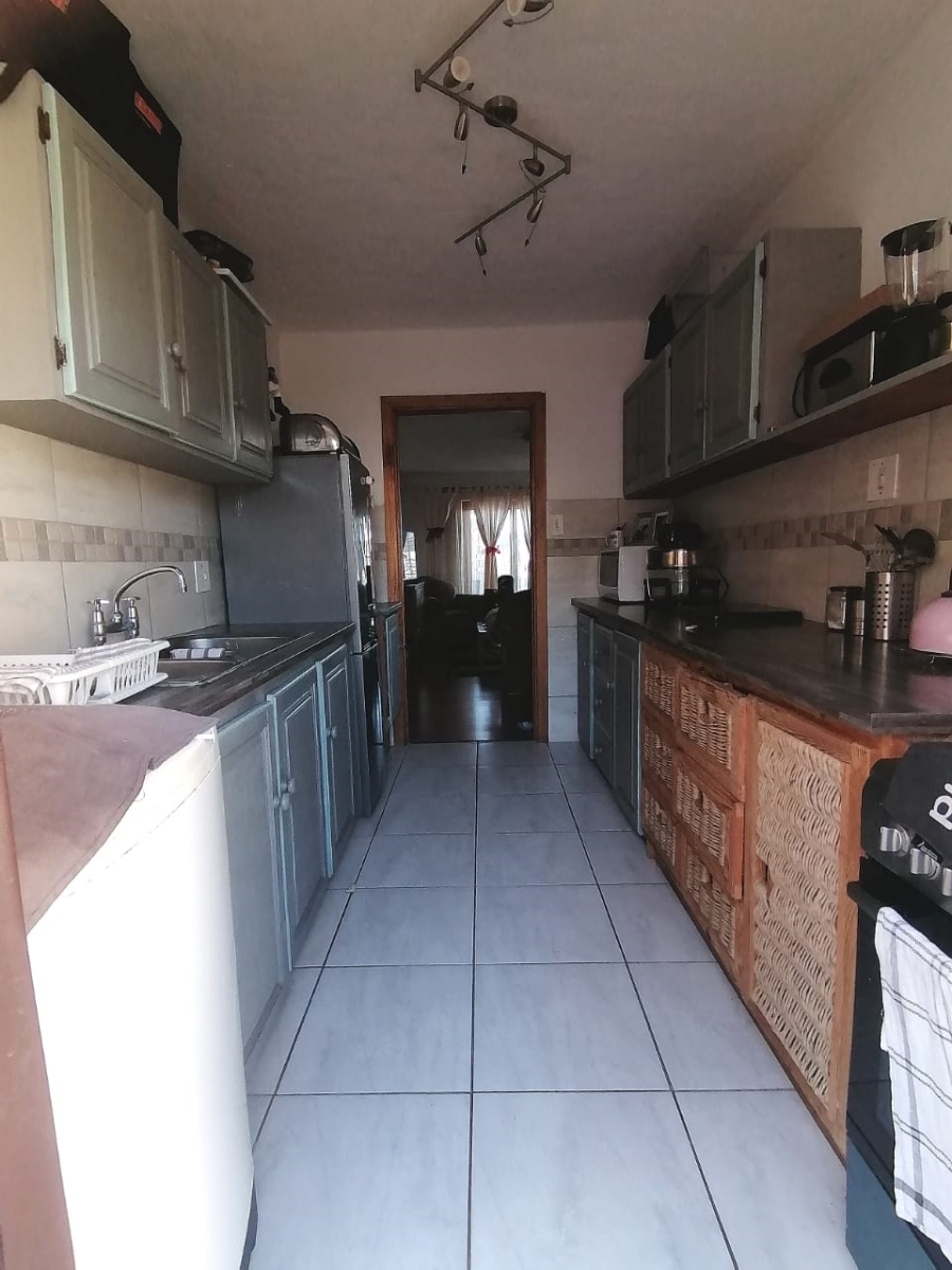 2 Bedroom Property for Sale in Beacon Bay Eastern Cape